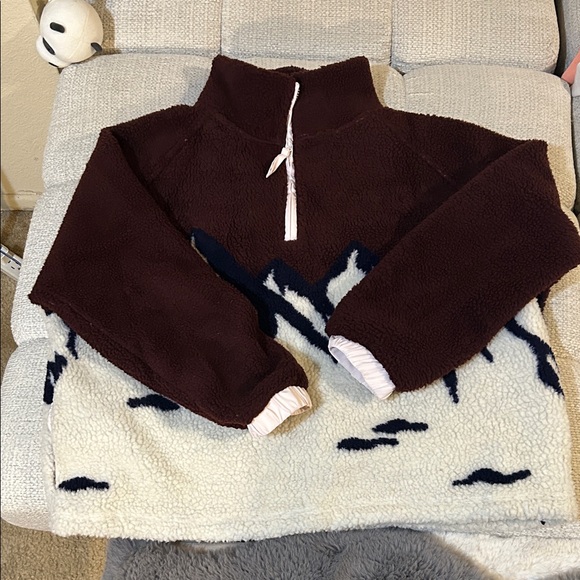 Cotton On Burgundy and Cream Turtleneck Sherpa fleece Sweater - Picture 1 of 5